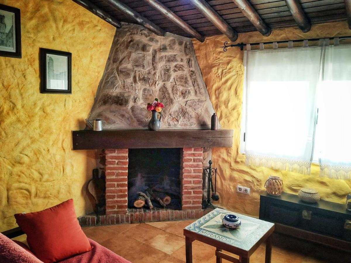 מירנדה דל קסטניאר Casa Rural La Villa מראה חיצוני תמונה